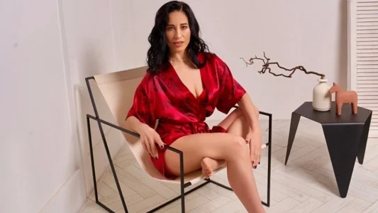 leillaMurrayyのfemininityの枚の写真