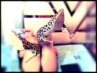 Heels 👠 de Red_Moon4  2 Imagens