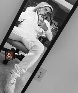 NiceLooker0113 Public Pic