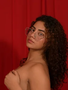 yaya23x How do I see myself with glasses? Pic