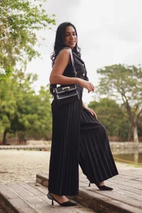 Ashly_Miller Urban Girl Pic 7