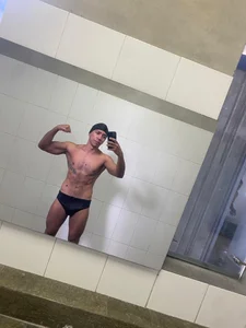 marc_ginale AFTER SWIMING Pic 3