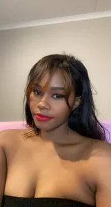 Public de MERELEONA Foto 8