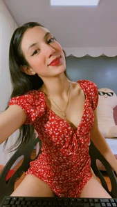 Iris_Stone_ Sexy vibrates 🔥 Pic