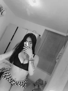 Sara_Fernandez_ Public Pic 2