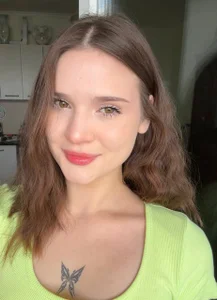 LisaBaillea Cutie Lana Pic