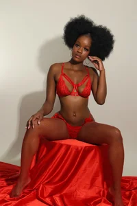 kata_hazel roja tentacion Foto 5
