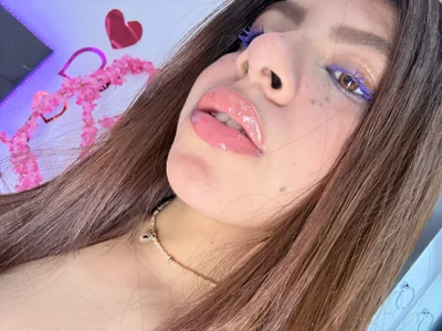 AmandaBrooks_18: Amandax2 ( 3 фото)