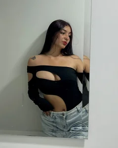 Violeta_Noir Public Pic 5