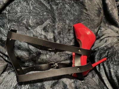 KaydenGray Foot-fetish gag mask Foto 2