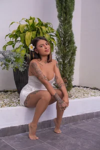 Abi_sexxx1 peace love !  2টি ছবি