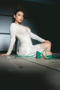 EllieMitchell A little wet Foto