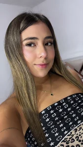 MelodyRey__ Public Pic 4