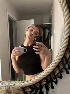 KelleeMonceaux 👻 Poză 2