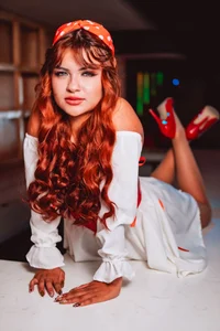 AbbyWathsonThe Charm of the Eternal ⏳🎬图片 4