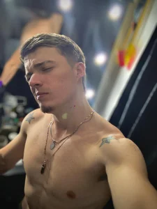 Ken_bigcock77 Public صورة واحدة|Ken_bigcock77 Public صورتان|Ken_bigcock77 Public  3 صور|Ken_bigcock77 Public  3 صورة