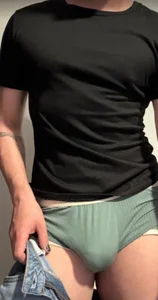 LiiamGrey Public slika