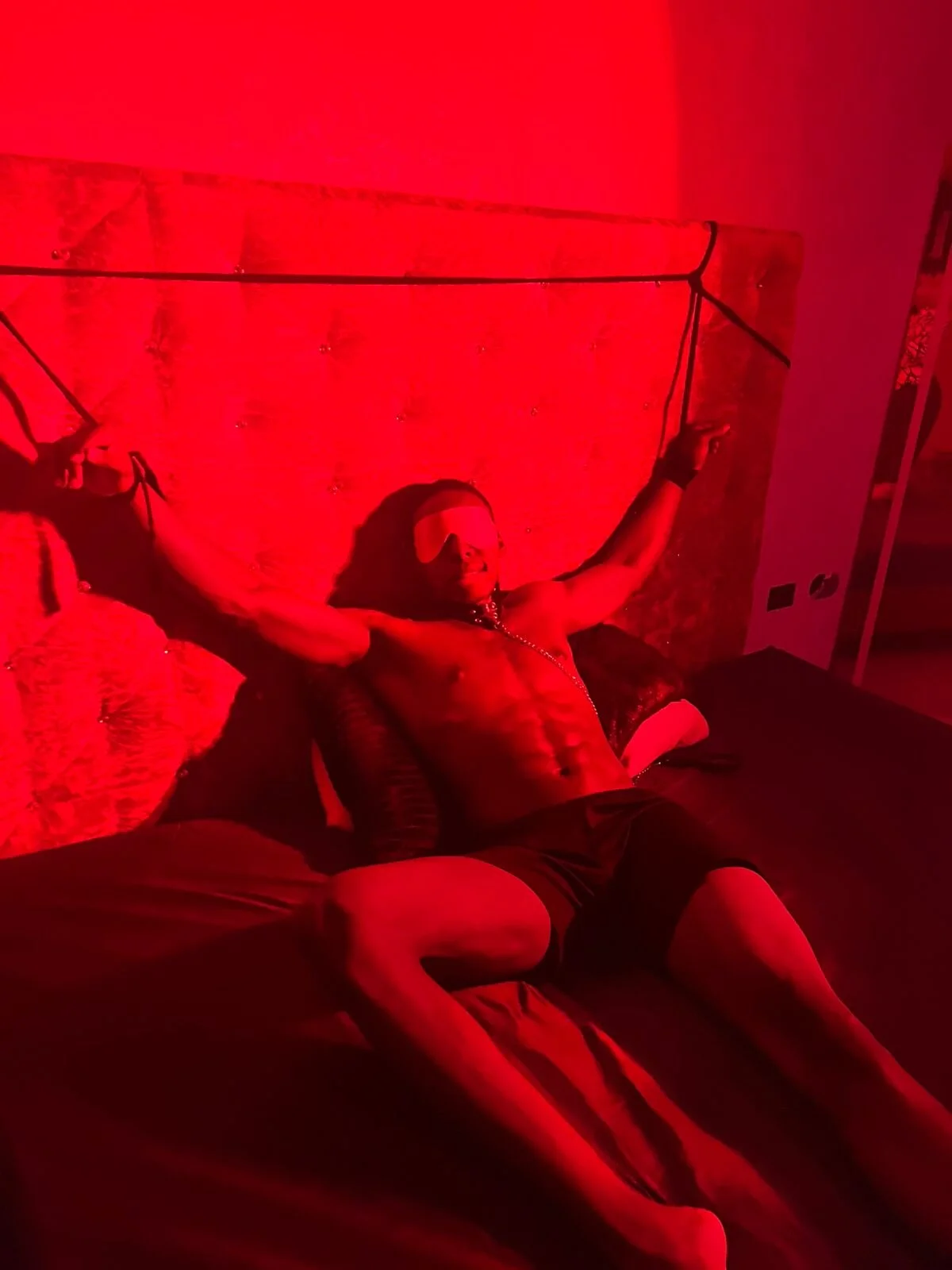 mike_aly Trending Pic 4178