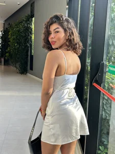 Zdjęcia Melina_Ferrer1 I feel tender today. Do you think I can be your beautiful wife?:  2