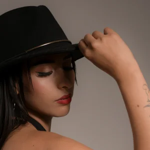 Your cowgirl 🤠🖤 de melaniejeannn_  photos