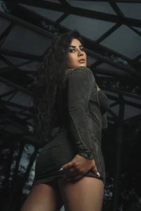 KendraClarkX From below Pic