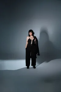 io_chie_ Black elegance Bilde