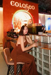 CLASSY 🤎 de Kneel_to_Cassiopea  5 Imagens