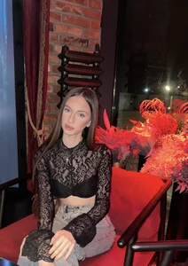 TaraWheeler Public Foto 3