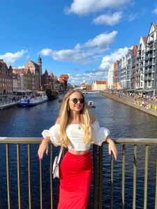 Public od __ESTELLE__  snímek