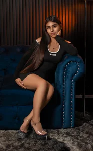 Public od AlessiiaFontaine  snímek