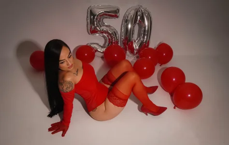 Auroraa_miller 😈 50K… and I'm just starting to misbehave Pic 4