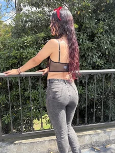 Camilla_Miller01 A beautiful sunny day 🌞🫦 Pic 5