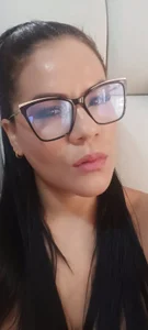 karla-bruni Public Foto