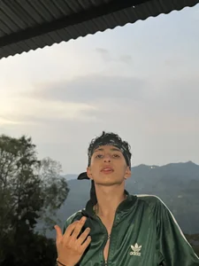 iKrofur Public Foto 4