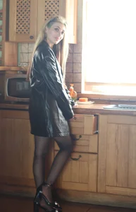 Iren Iren in swimming pool cottage2 Pic 5