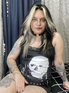 NaylaVelv04の☠️の 3枚の写真