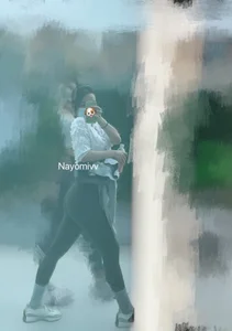 nayomi_34f: Public ( фото)