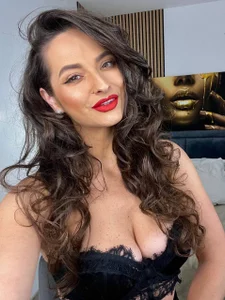 BarbaraXoXoX kullanıcısının Passion in black x albümü -  5 fotoğraf