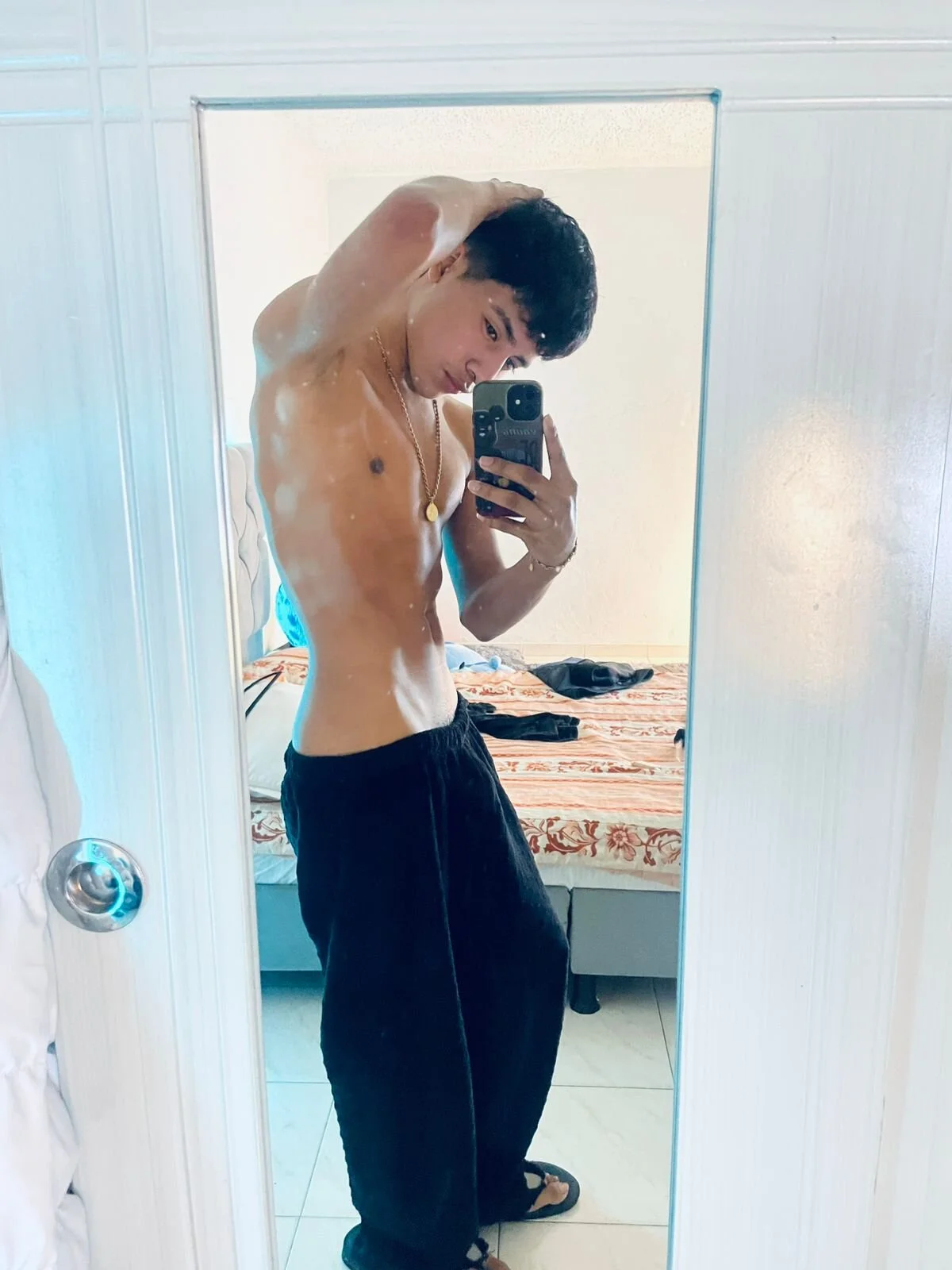 Sebas_fire4 热门图片 690