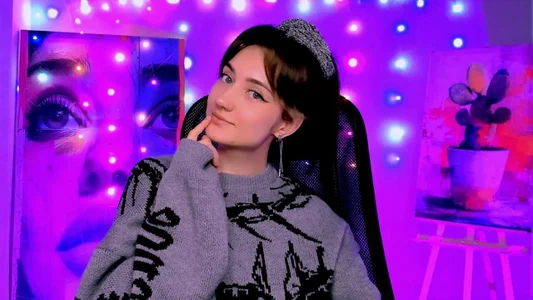 olivianorton shy🙌🏻 Pic 6