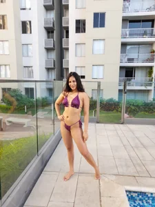 vicky_rachell bikini Immagine 