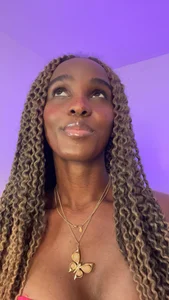 LuanaRisqueAm I shy or a whore?😈😇💦🔥 Bild 4