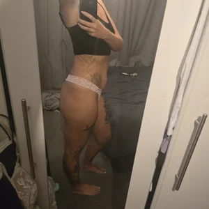 NaughtyMrsK26 Public Pic 8