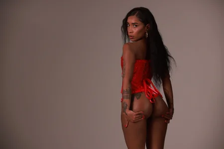 ScalettHoney: Velvet Honey ( 2 фото)