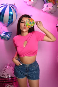 danisaenz_ I am sweet Pic