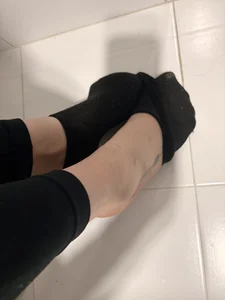 Anah_s Story feet Pic 4