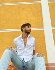 endy_rushのposeの 3枚の写真