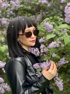 Miatiny's Garden Sex Photo 2