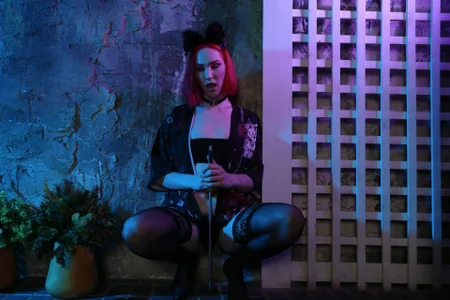 LanaLunar_ Public Pic 3