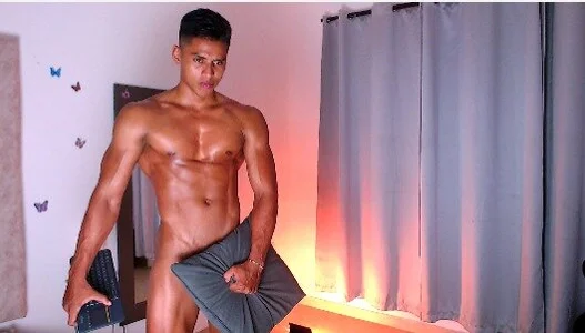 ken__owens: Divertamonos 🔥​😈​😍​😘​ ( 4 фото)